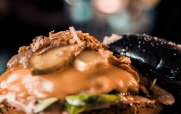 Black & White Burger