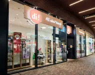 Di