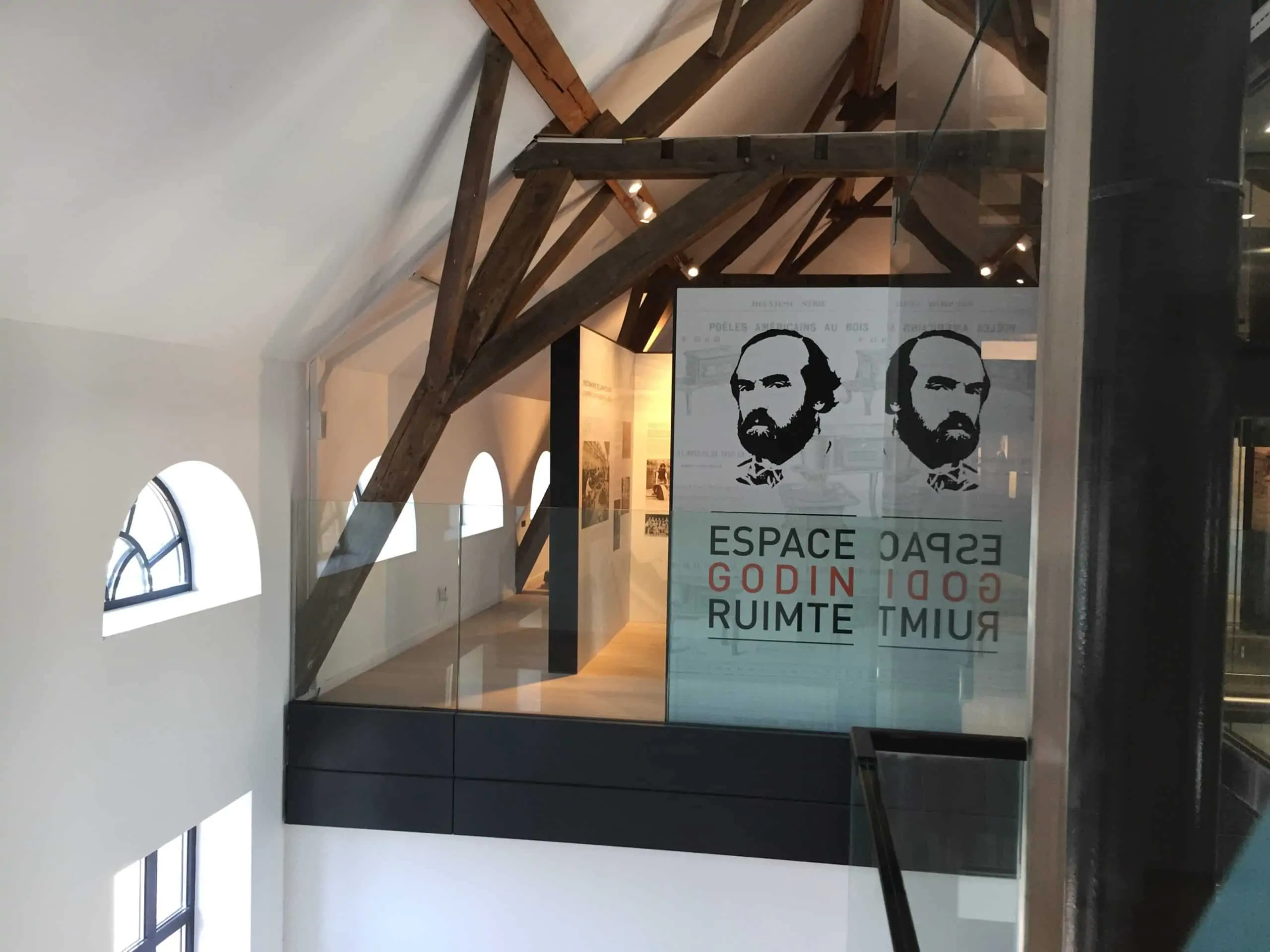 ESPACE GODIN RUIMTE